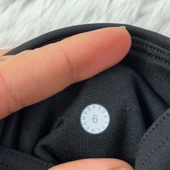 Lululemon Train Times Crop (17") Heathered Black / Black - Picture 6 of 7